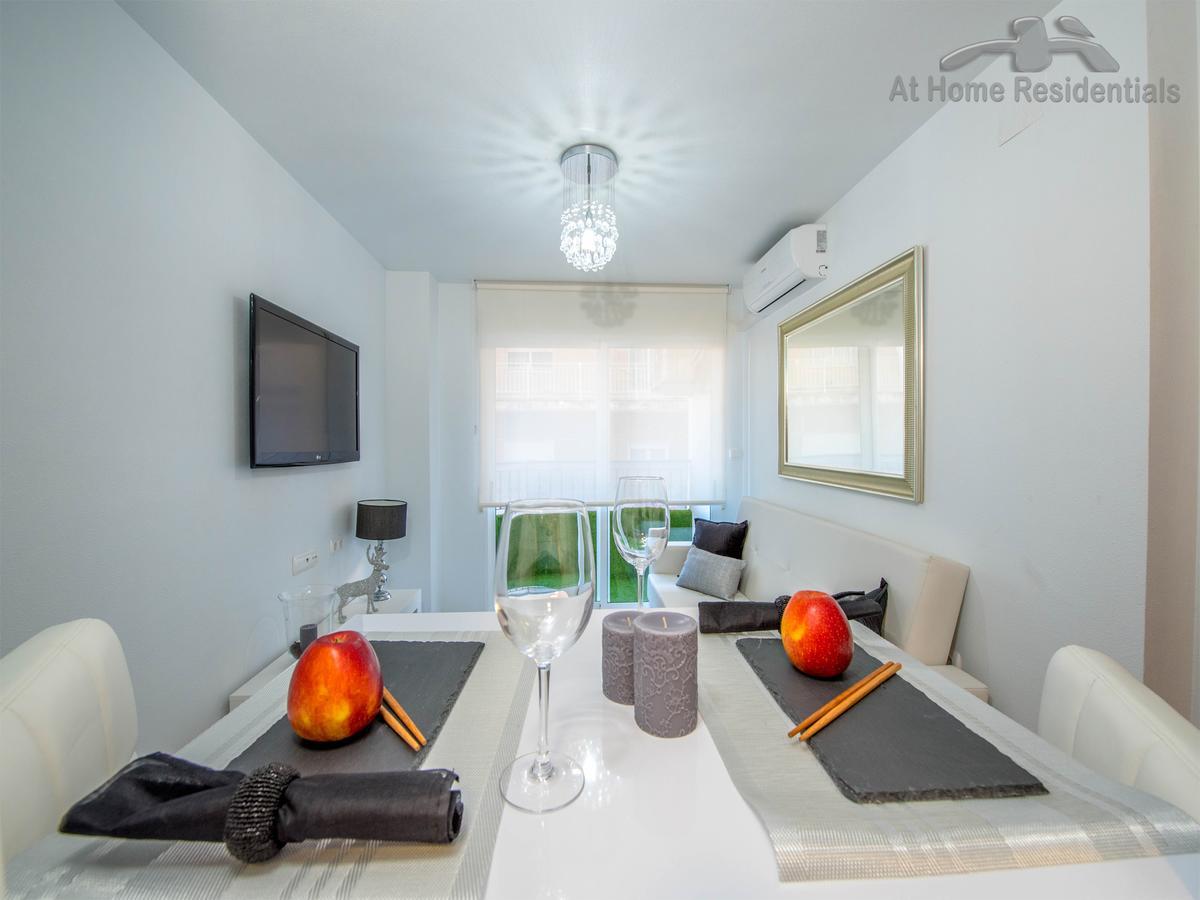 At Home Residentials Τορεβιέχα Εξωτερικό φωτογραφία
